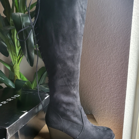 Torrid over the knee sued leather boots size 12W - Picture 3 of 5